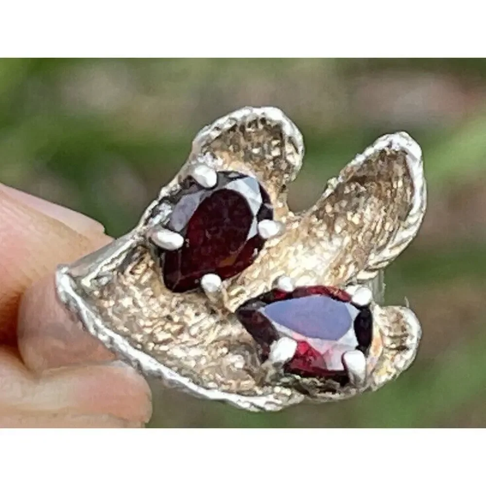 Vintage Sterling Silver Ring 925 Size 6.5 Band Unique Red Garnet Brutalist